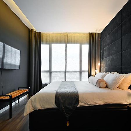 Estella Heights Saigon City View 2Br Apartment & Pool, הו צ'י מין סיטי מראה חיצוני תמונה